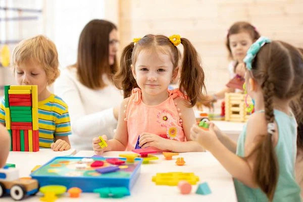 Comparaison entre la méthode Montessori et la méthode classique